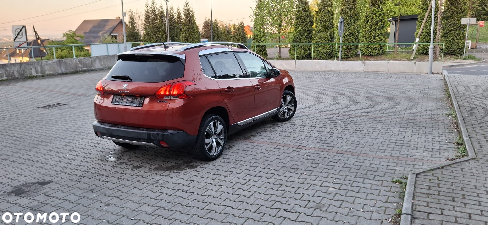 Peugeot 2008 1.6 VTi Allure - 3