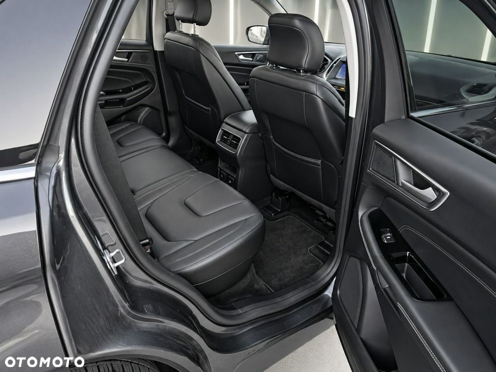 Ford Edge - 15