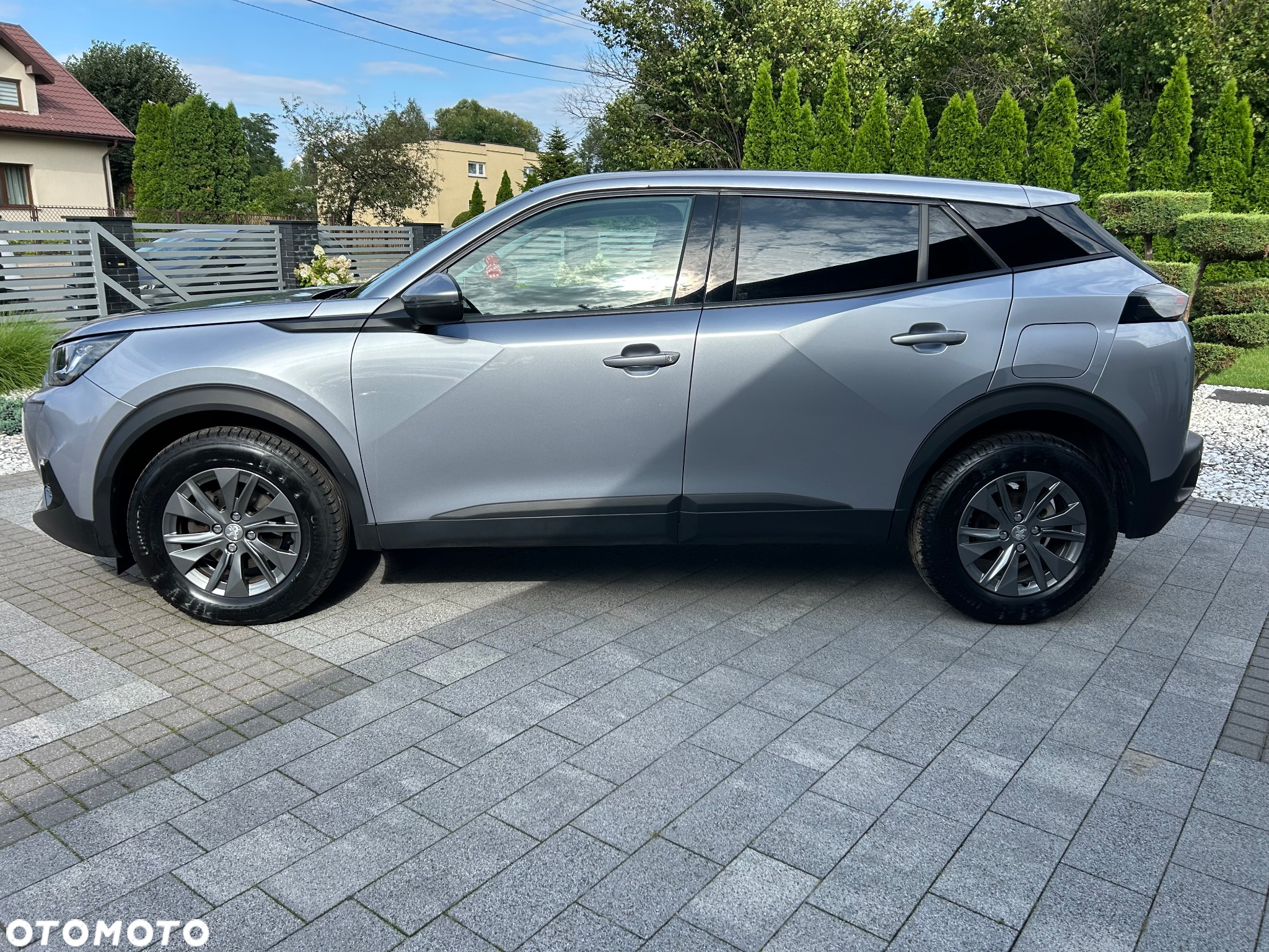 Peugeot 2008 PureTech 130 Active - 4