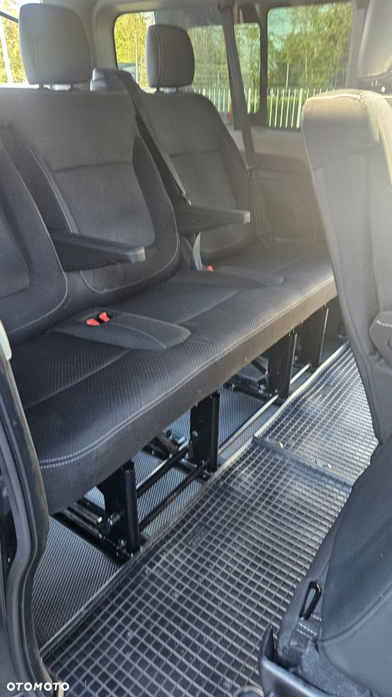 Renault Trafic 2.0 dCi EDC - 7