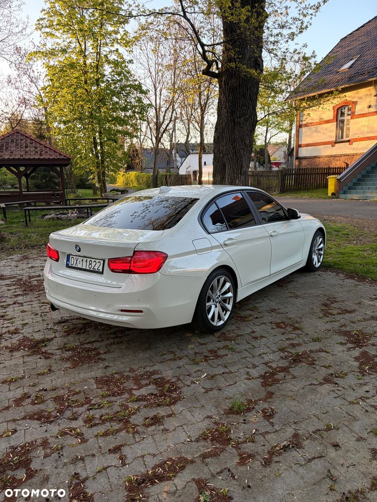 BMW Seria 3 316d - 5