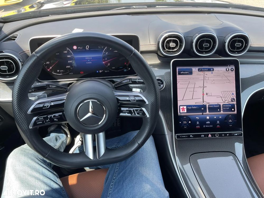 Mercedes-Benz C - 12