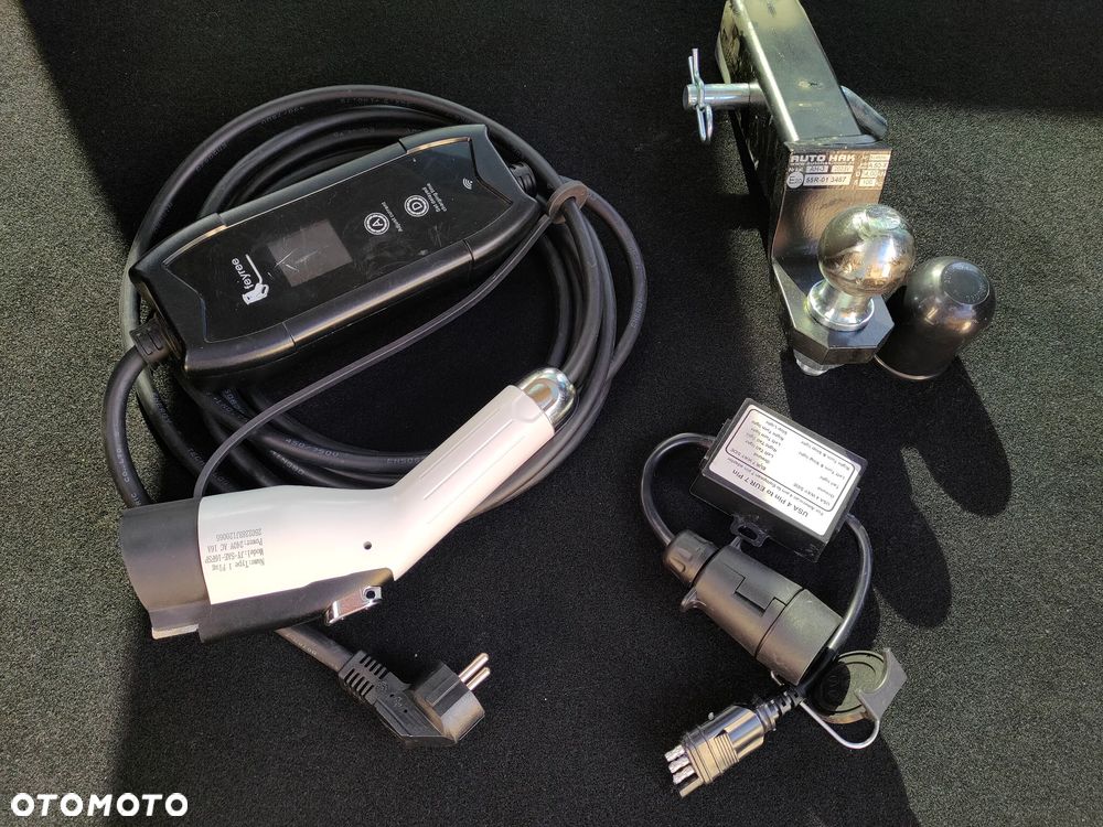 Ford Kuga - 36