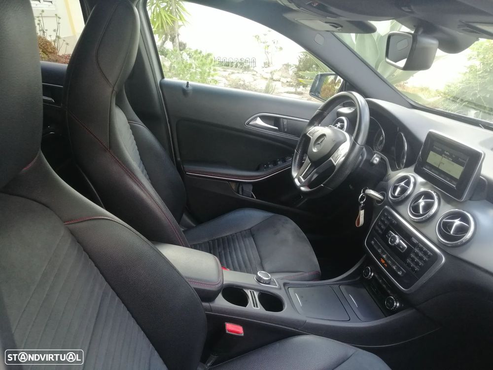 Mercedes-Benz GLA 220 d 4Matic 7G-DCT AMG Line - 9