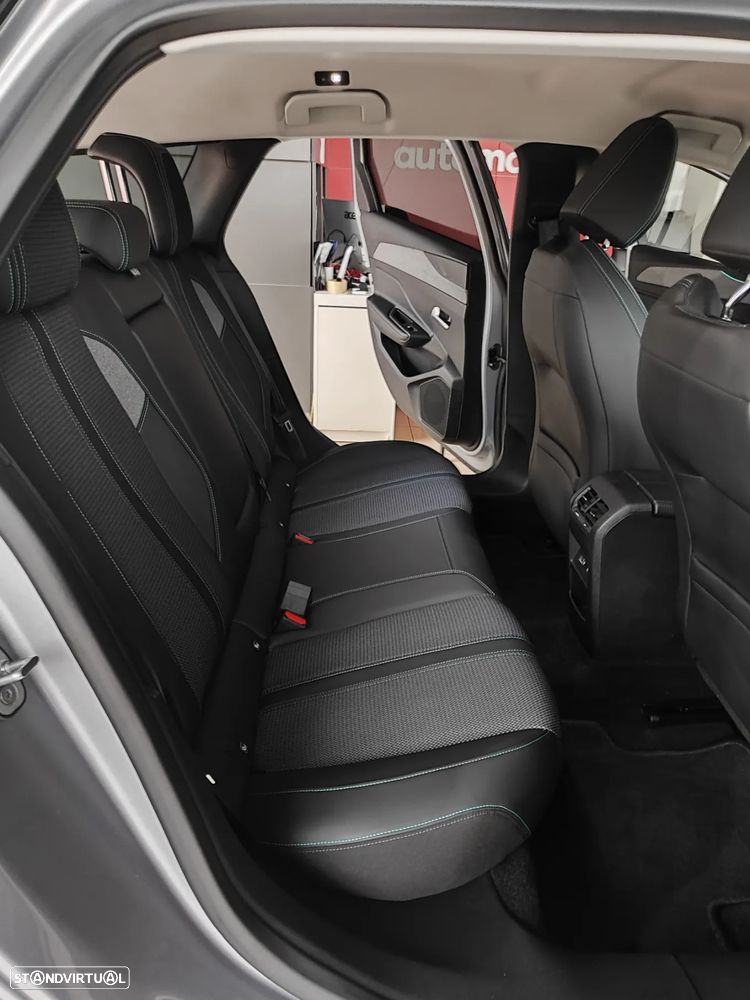 Peugeot 308 SW 1.2 PureTech Allure Full LED EAT8 - 17