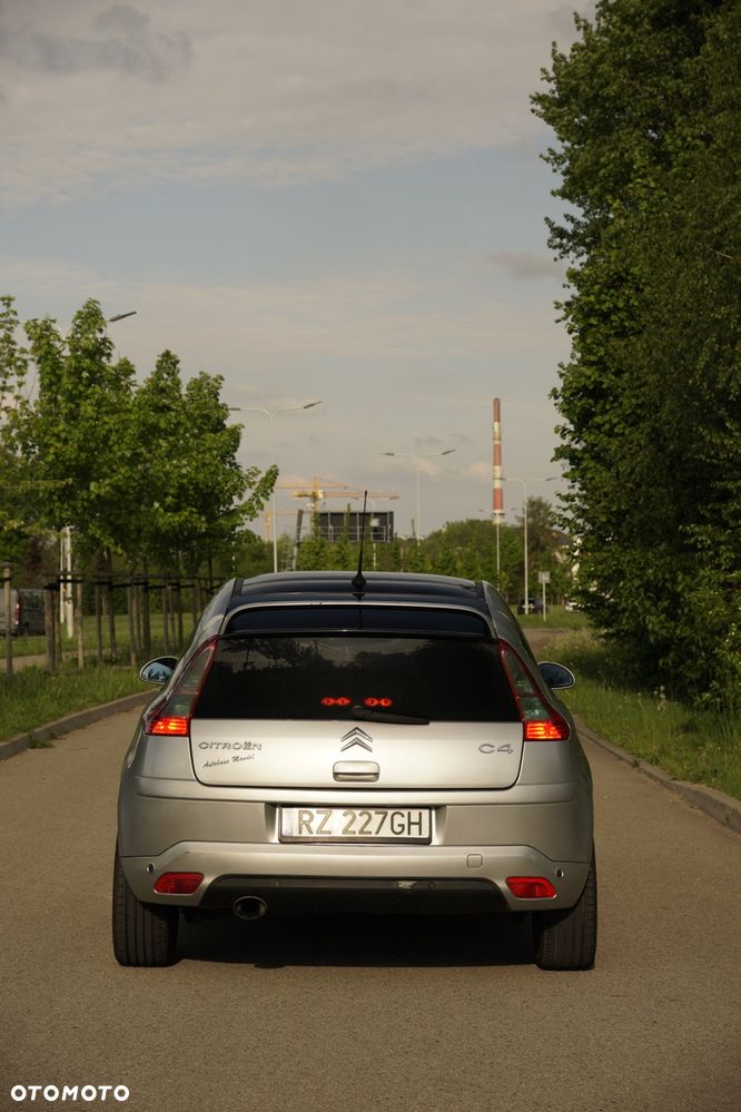 Citroën C4 2.0 HDi VTS - 9