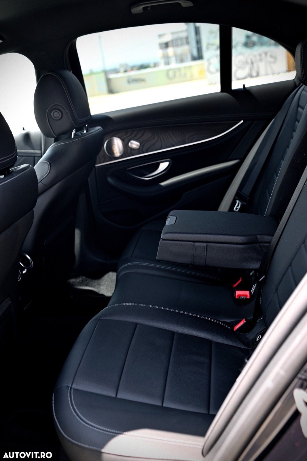 Mercedes-Benz E 300 de 4MATIC Aut. - 26