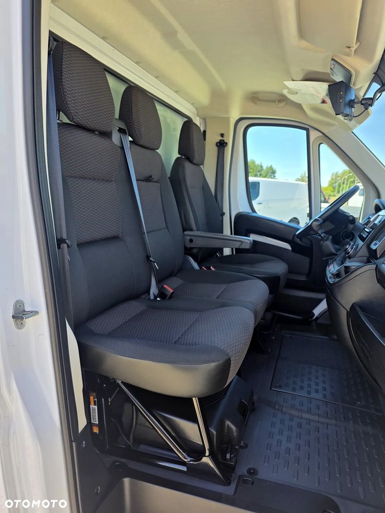 Peugeot BOXER 2,2 HDI 140 KONNY KONTENER 4,3M WINDA KLIMA WEBASTO LEDY GWARANCJA - 19