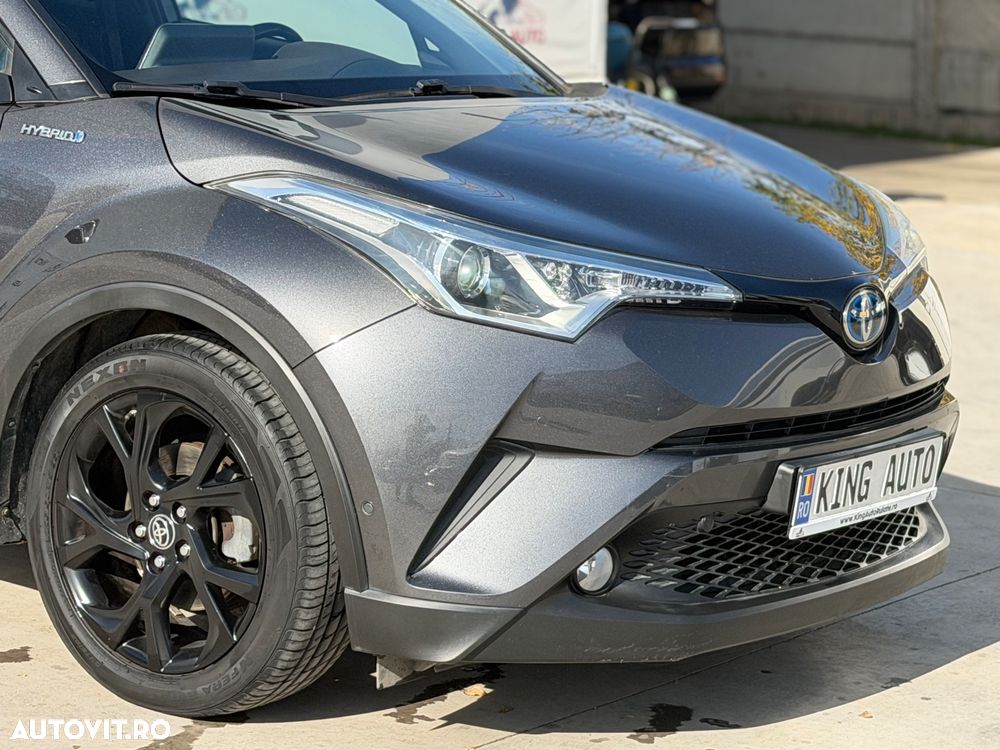 Toyota C-HR Hybrid Lounge - 19
