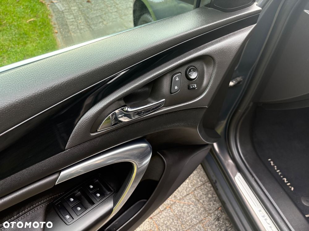 Opel Insignia - 19