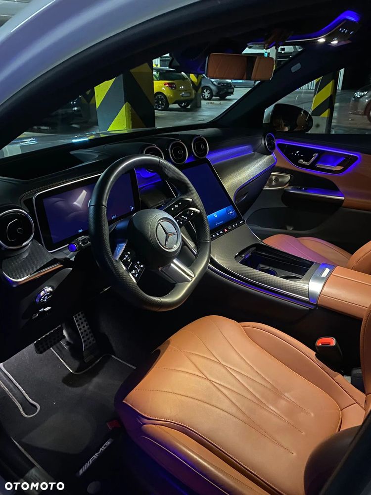 Mercedes-Benz GLC 300 4Matic 9G-TRONIC AMG Line Advanced - 27