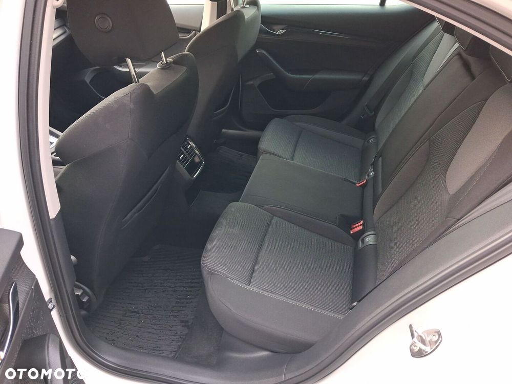 Skoda Octavia 1.5 TSI e-Tec Ambition DSG - 16