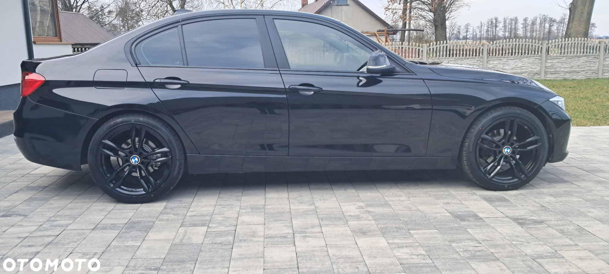 BMW Seria 3 318d Luxury Line - 9