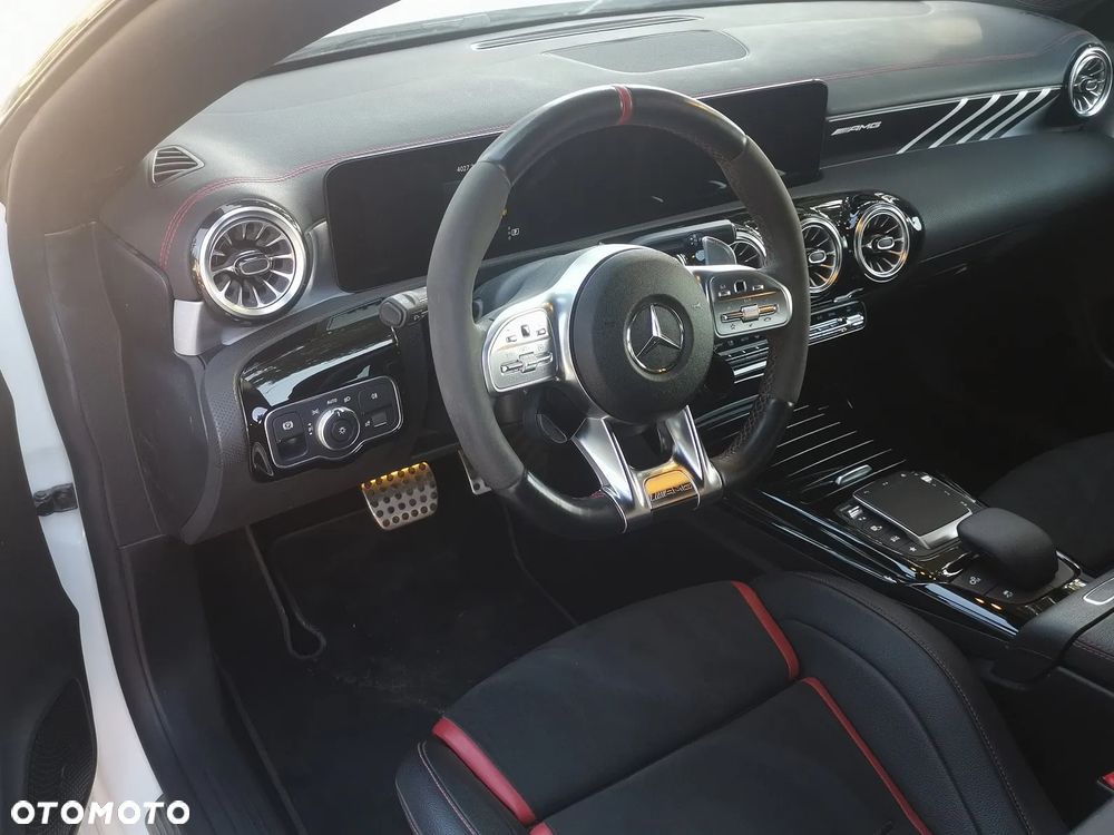 Mercedes-Benz CLA AMG 45 S 4Matic+ AMG Speedshift 8G-DCT AMG Line Premium - 19