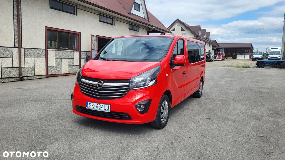 Opel Vivaro - 1