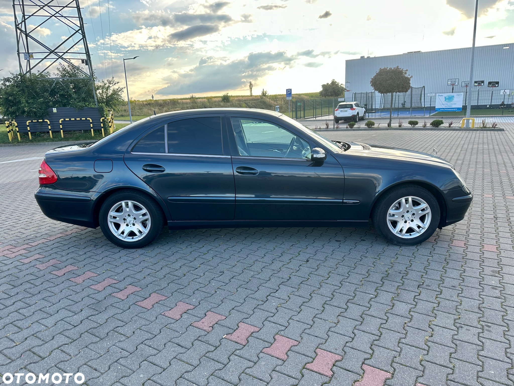 Mercedes-Benz Klasa E 200 CDI Classic - 6