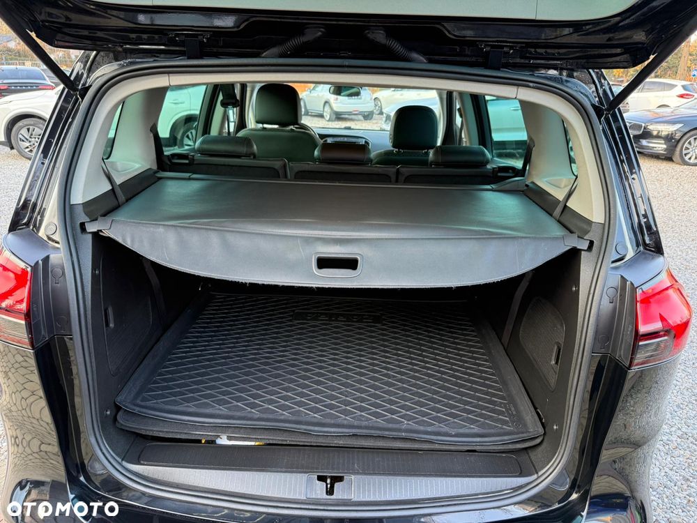 Opel Zafira 1.4 Turbo Business Edition - 11