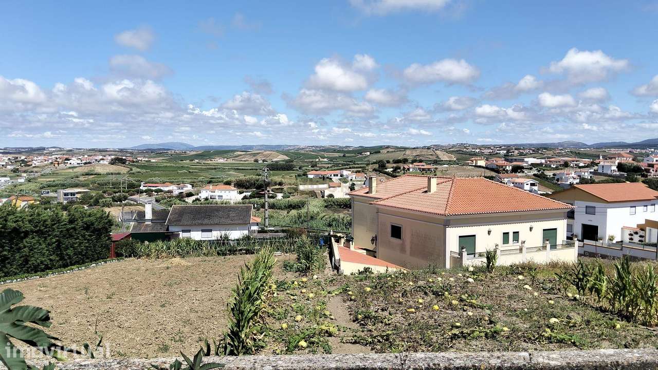 Terreno Urbano com 190 m² e Projeto Aprovado para Moradia T2 Térrea – - Grande imagem: 3/12