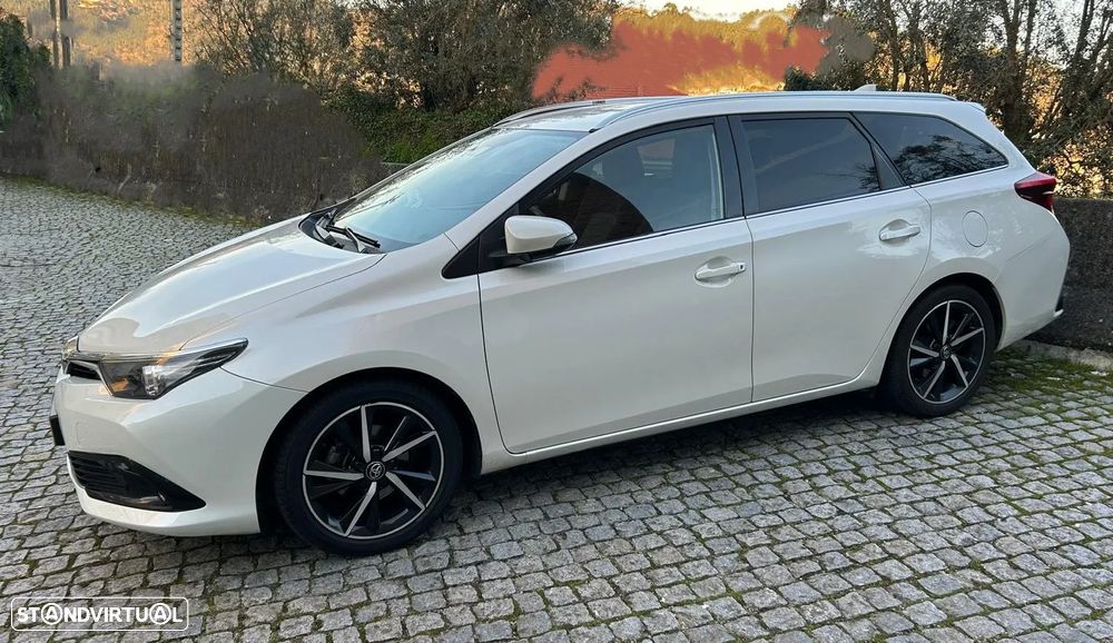 Toyota Auris Touring Sports 1.6 D-4D Comfort+Navi - 3