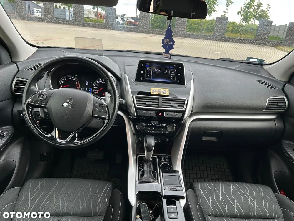Mitsubishi Eclipse Cross 1.5 T GPF Intense Plus CVT - 24