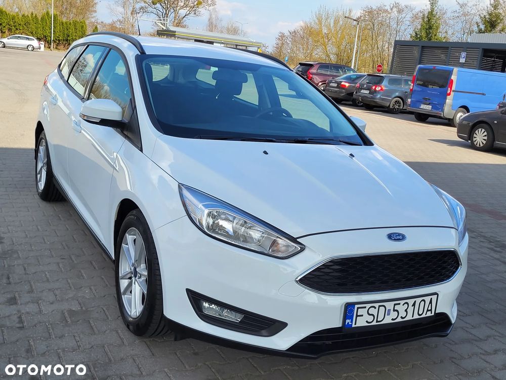 Ford Focus 1.0 EcoBoost Trend Edition Business - 4