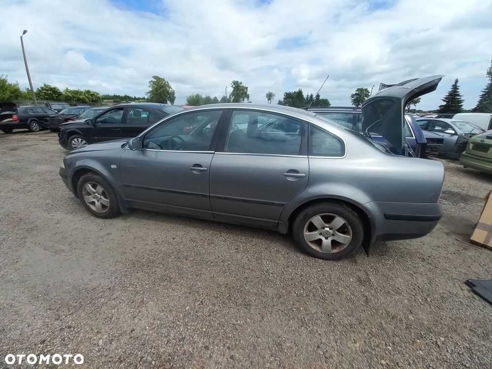 Vw Passat B5 lift 1.8 T 01r LD7W wszystkie części maska zderzak - 2