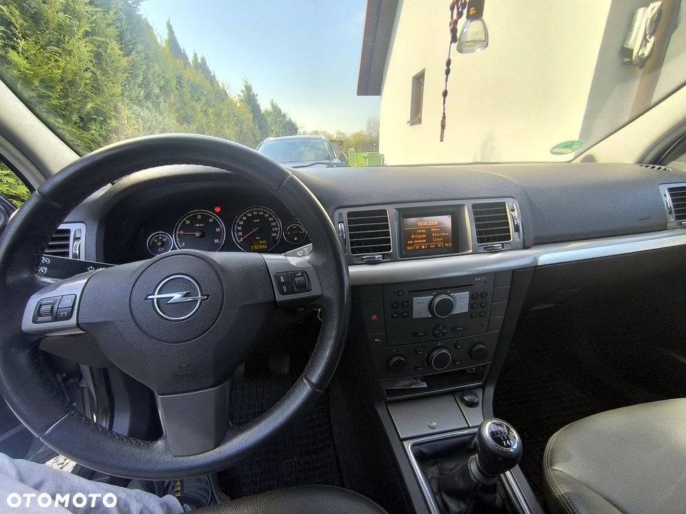 Opel Signum 1.9 CDTI Cosmo - 11