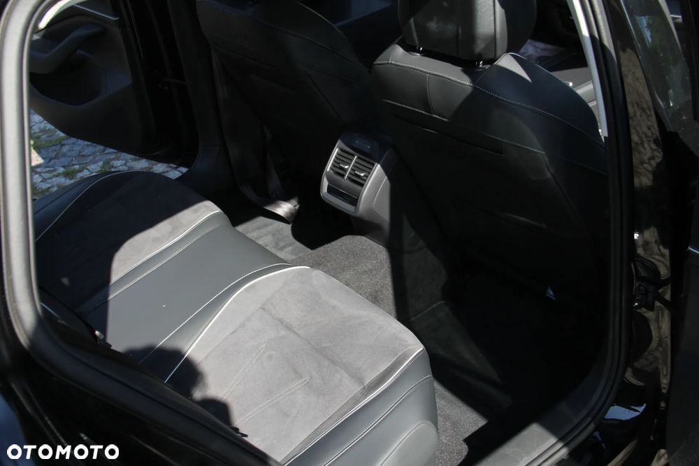 Volkswagen Passat 1.5 TSI ACT mHEV Style DSG - 7