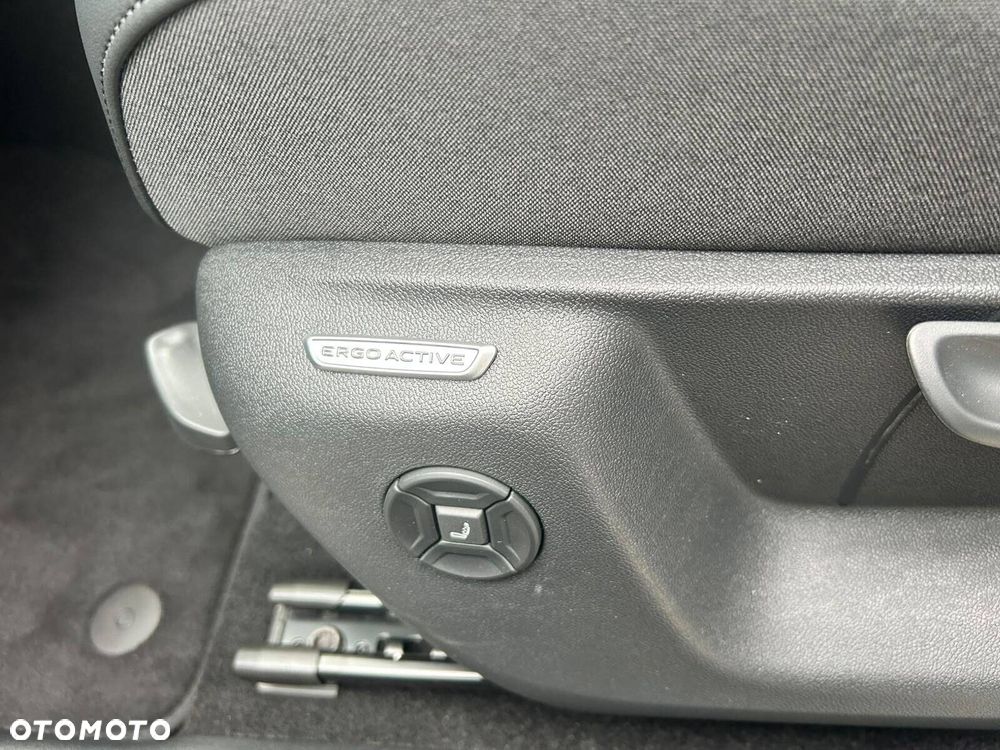 Volkswagen Tiguan - 21
