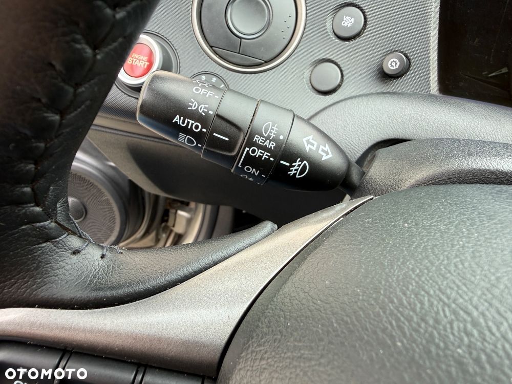 Honda Civic 1.8 Sport - 17