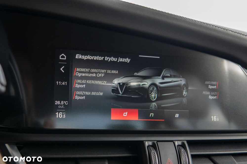 Alfa Romeo Giulia 2.0 Turbo Veloce Q4 - 30