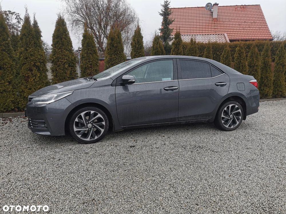 Toyota Corolla 1.6 Executive MS - 27