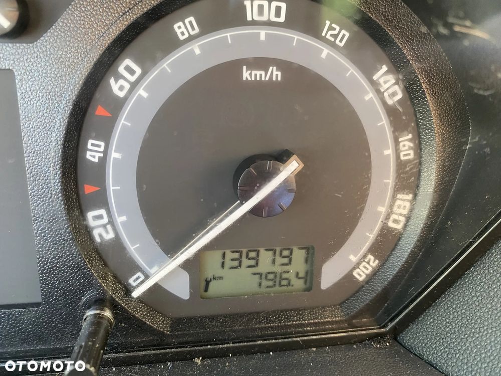 Skoda Fabia 1.4 16V Classic + - 5
