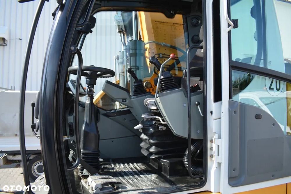 Liebherr A 918 Compact / STAN PERFEKT / 18T / JAK NOWA / Ramie 3x łamane - 23