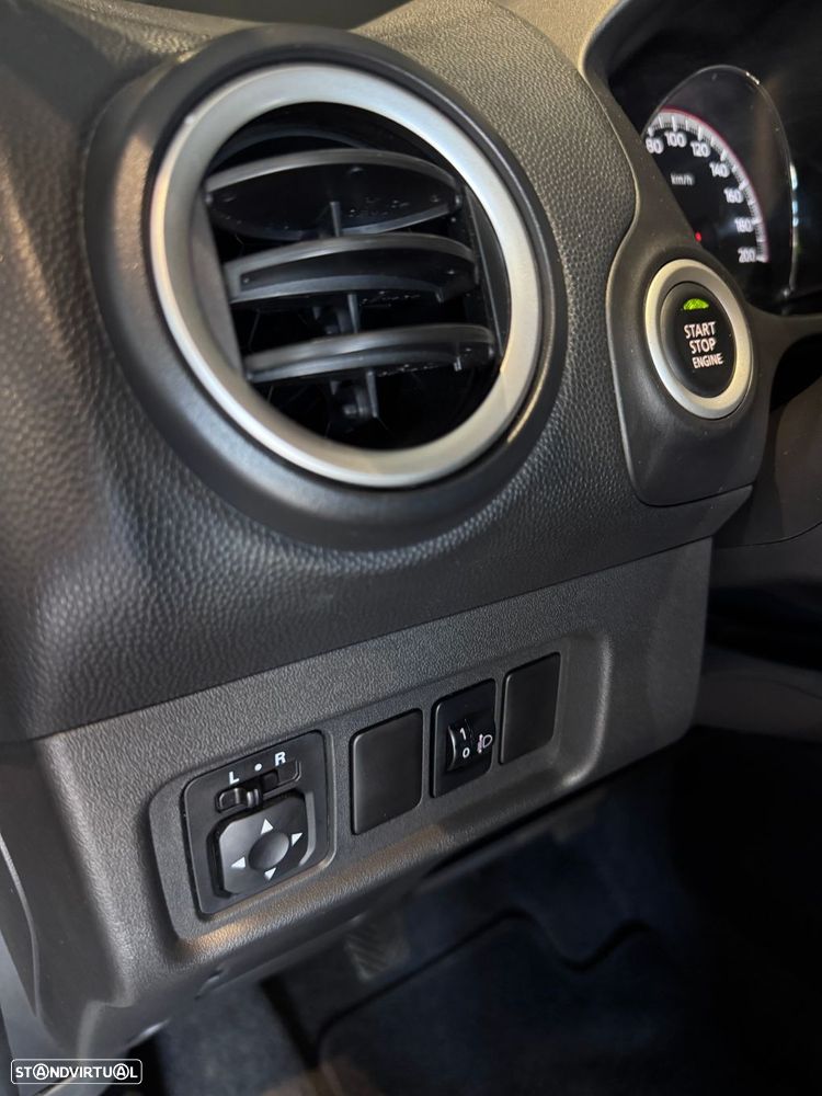 Mitsubishi Space Star 1.2 Intense - 29