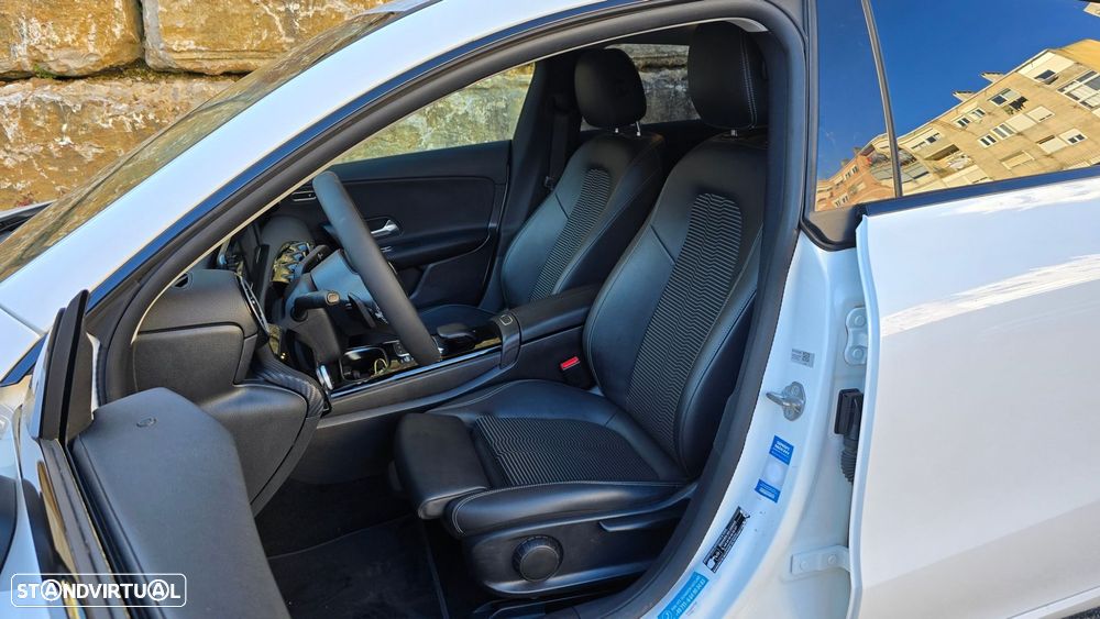 Mercedes-Benz CLA 250 - 50