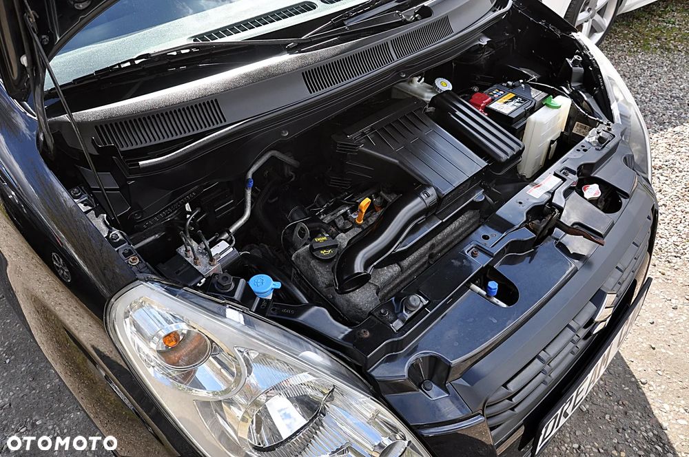 Suzuki Splash 1.2 GLX / Comfort - 29