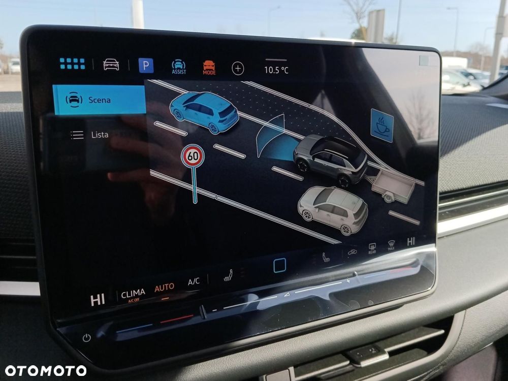 Volkswagen T-Roc - 13