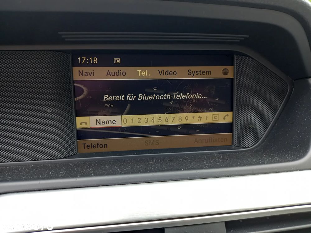 Mercedes-Benz Klasa C 200 CGI BlueEFFICIENCY Avantgarde - 34