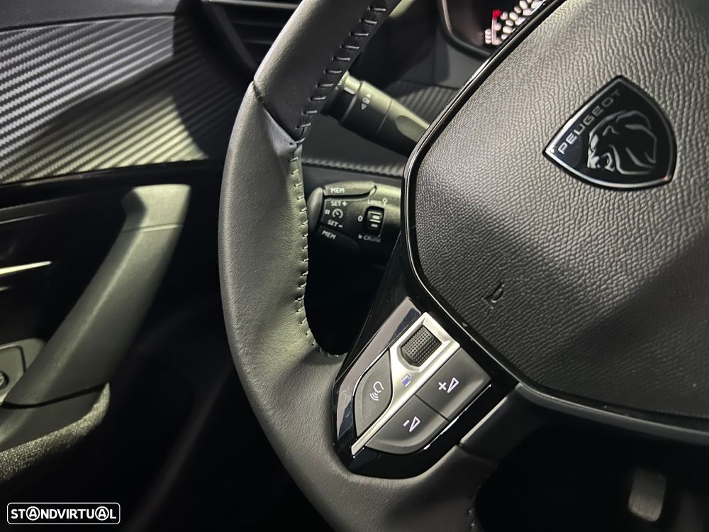 Peugeot 2008 1.2 PureTech Style - 15