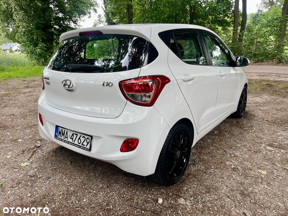 Hyundai i10 1.1 FIFA WM Edition - 4