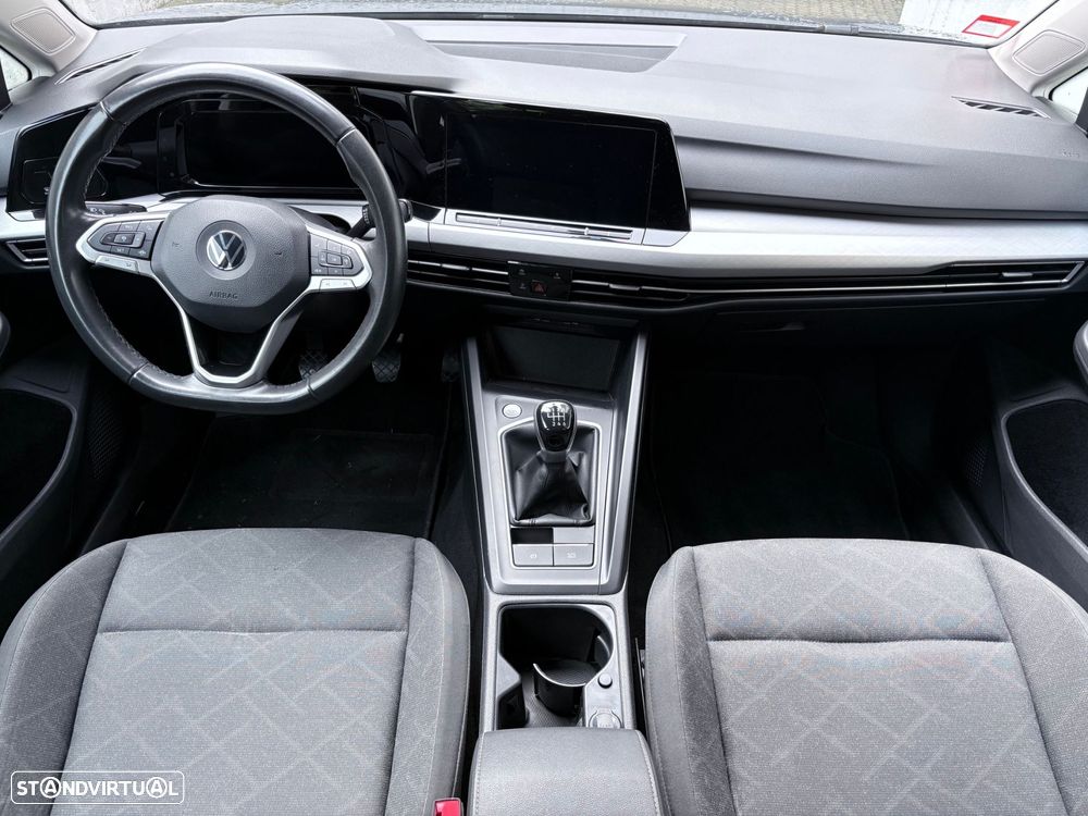 VW Golf 1.0 TSI Life - 6