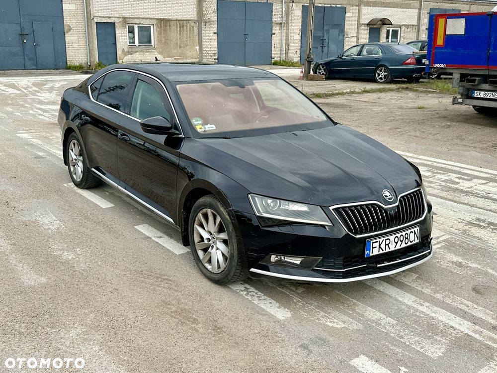 Skoda Superb 2.0 TDI Style - 1