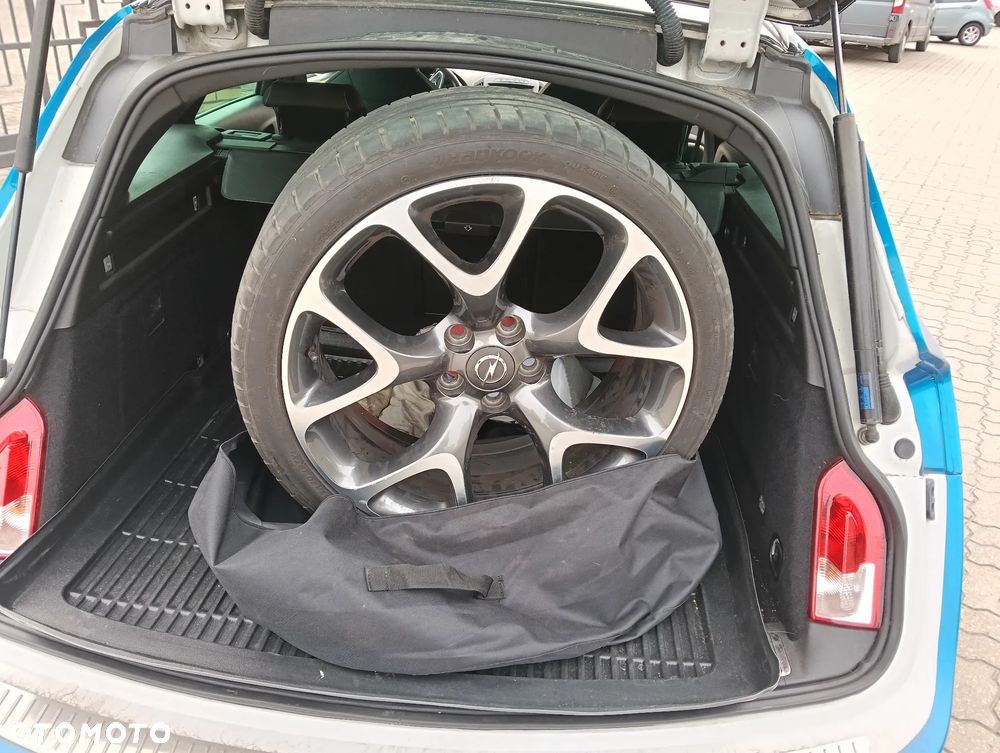 Opel Insignia 2.8 Turbo 4x4 OPC - 17