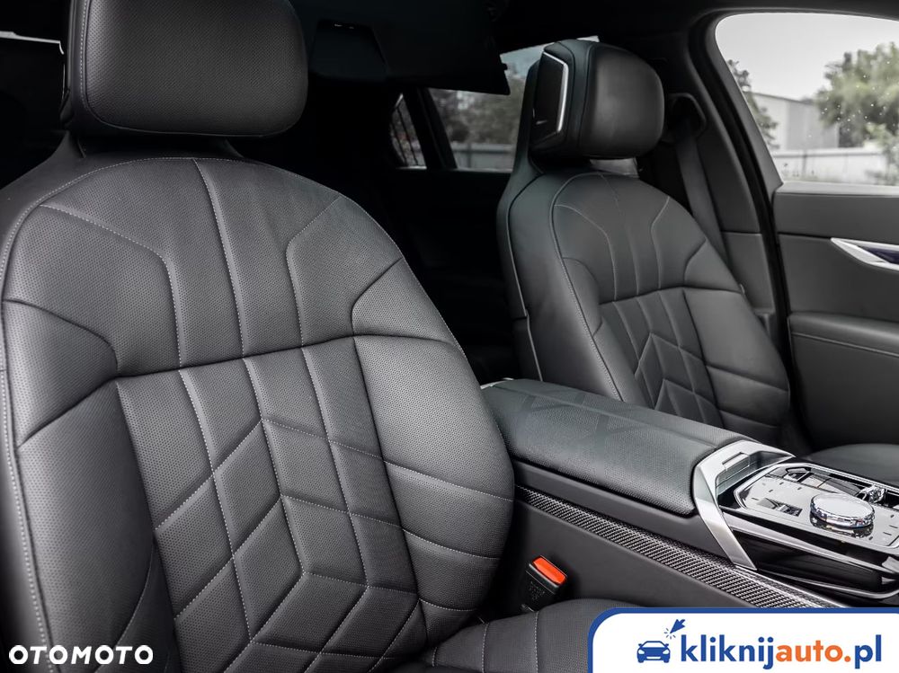 BMW Seria 7 740d xDrive mHEV sport - 6