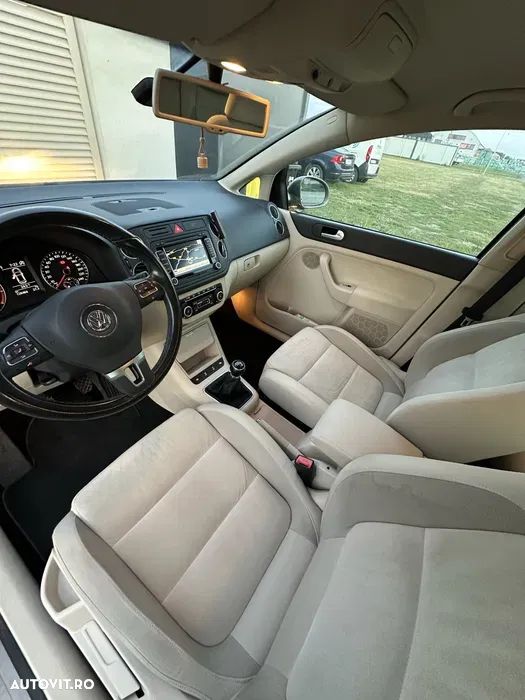 Volkswagen Golf Plus - 1
