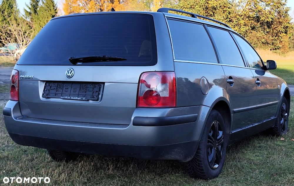 Volkswagen Passat 1.9 TDI Basis - 5