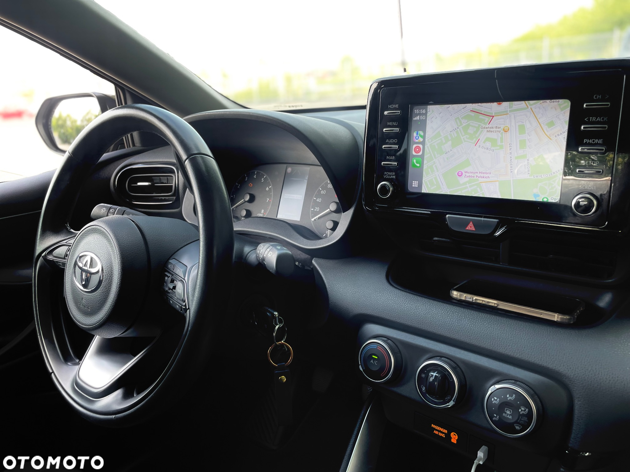 Toyota Yaris 1.5 Comfort - 17