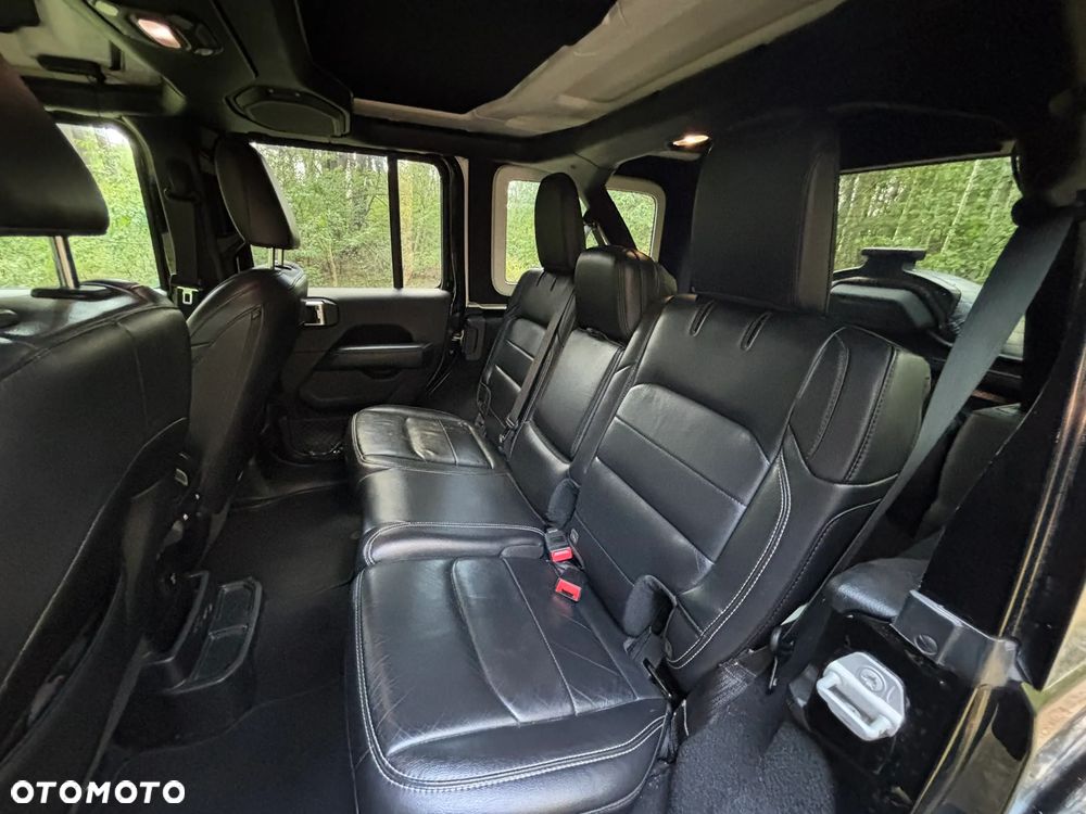 Jeep Wrangler Unlimited GME 2.0 Turbo Sahara - 18