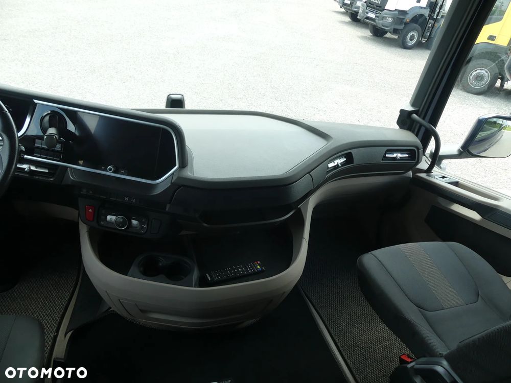 DAF XG 480 / EURO 6 / TV / BOGATE WYPOSAŻENIE / AUTOMAT / - 32